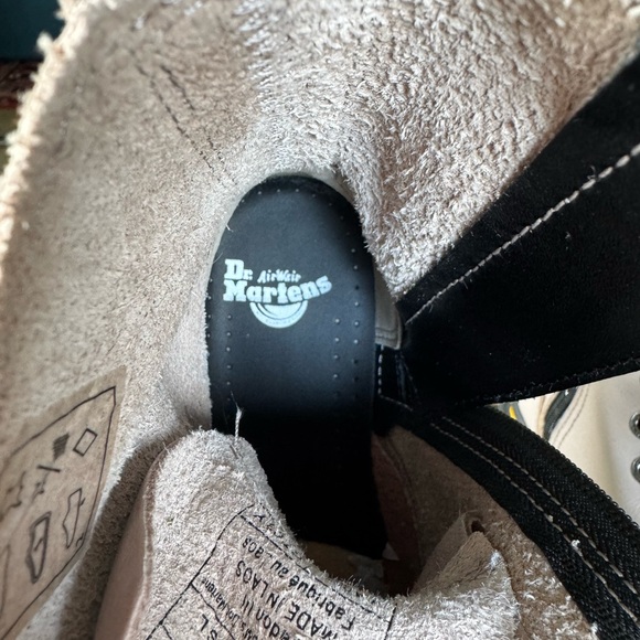 Dr. Martens Jadon III Pisa Platform Boot - Picture 7 of 11